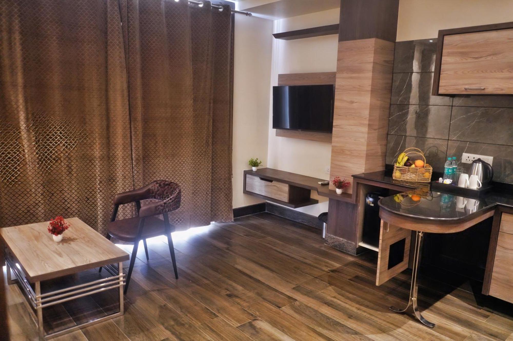Coco Cabana Varanasi Bagian luar foto