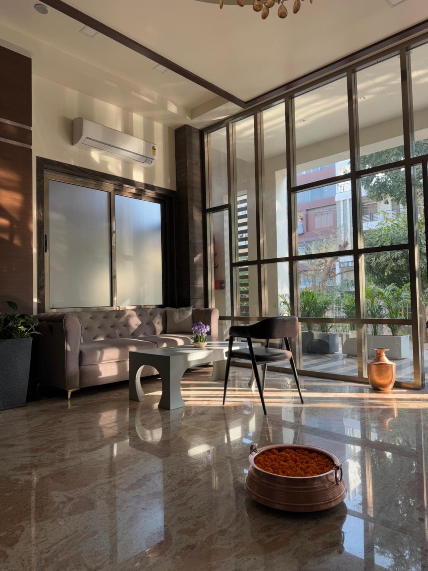 Coco Cabana Varanasi Bagian luar foto